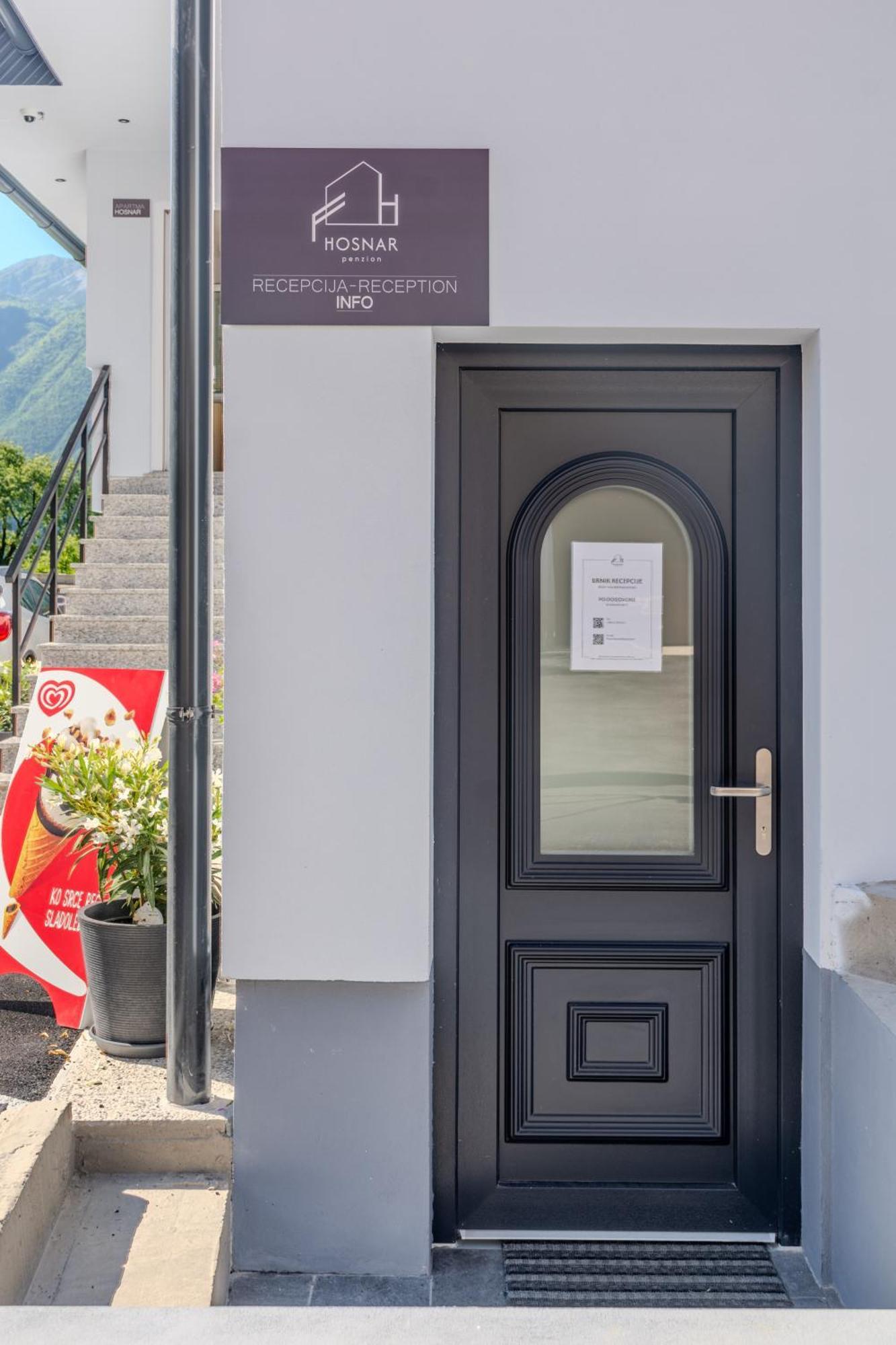 Hosnar, Apartma Time Out Bovec